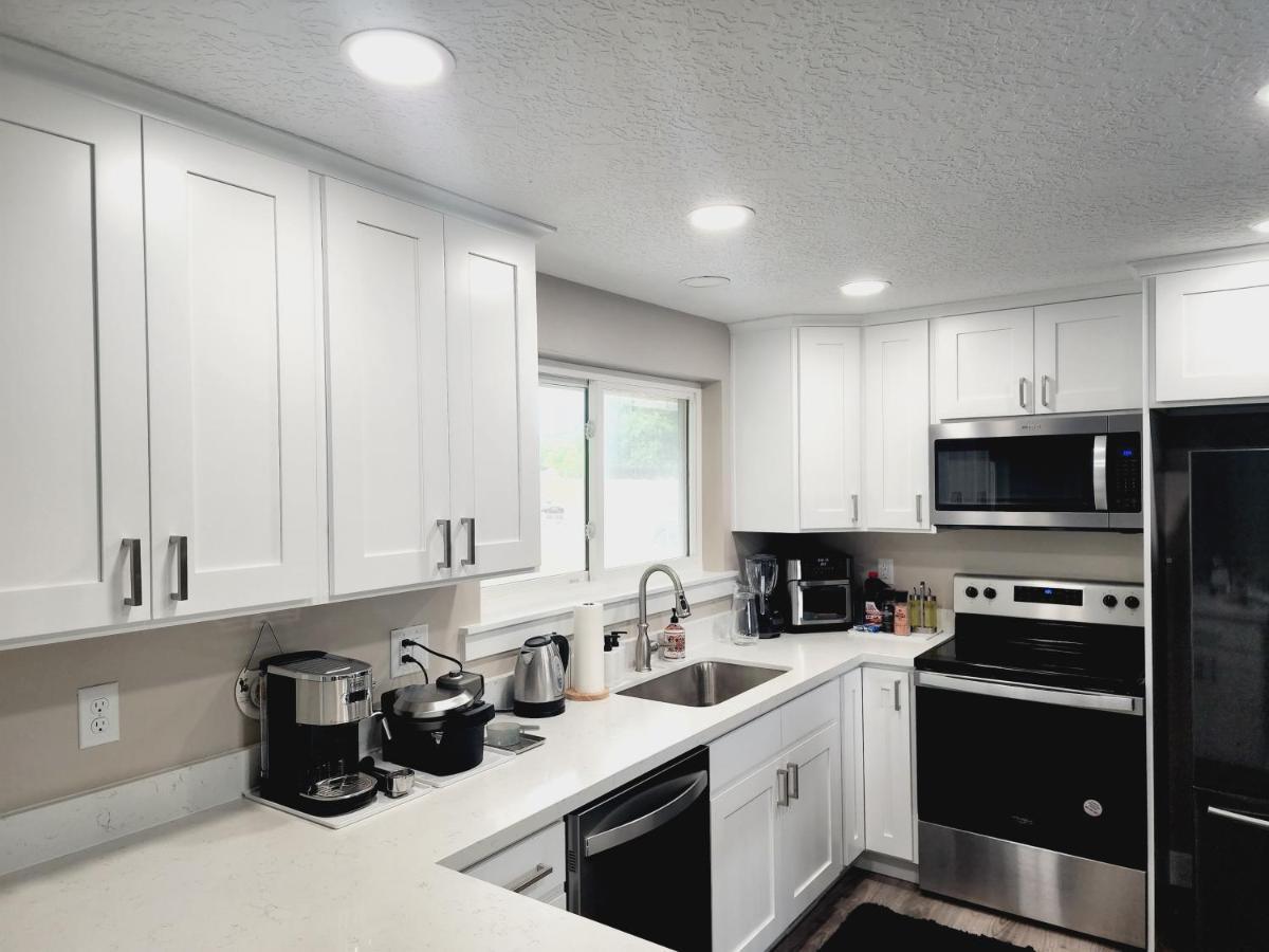 3 Bed 2 Bath Full Accessible Townhome In Heart Of Slc South Jordan Exteriör bild